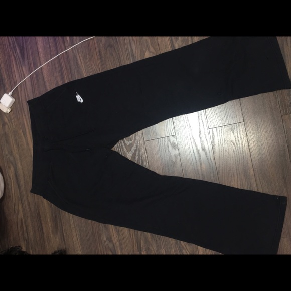 Nike Sweatpants - Picture 1 of 4